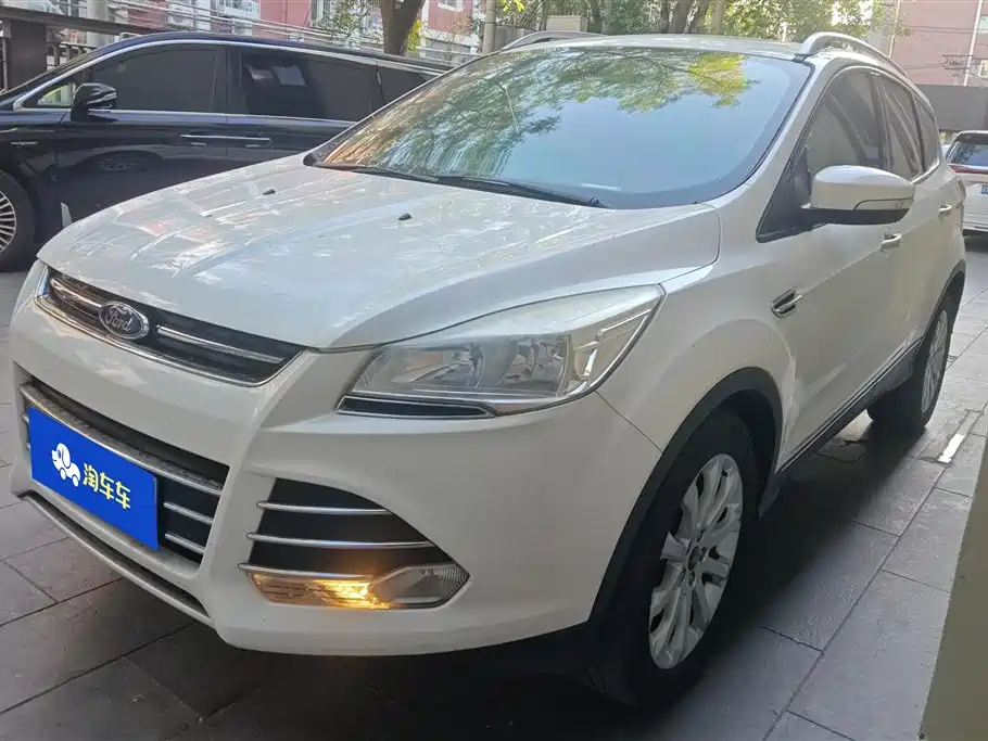 Ford Kuga 2015