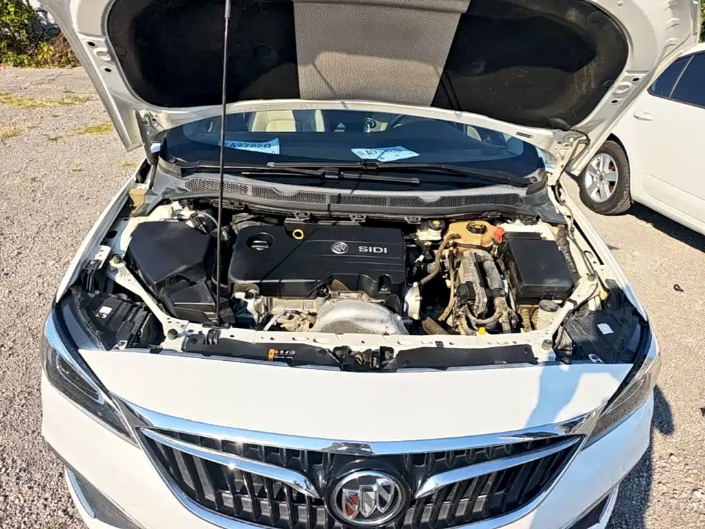 Buick Verano — миниатюра 20