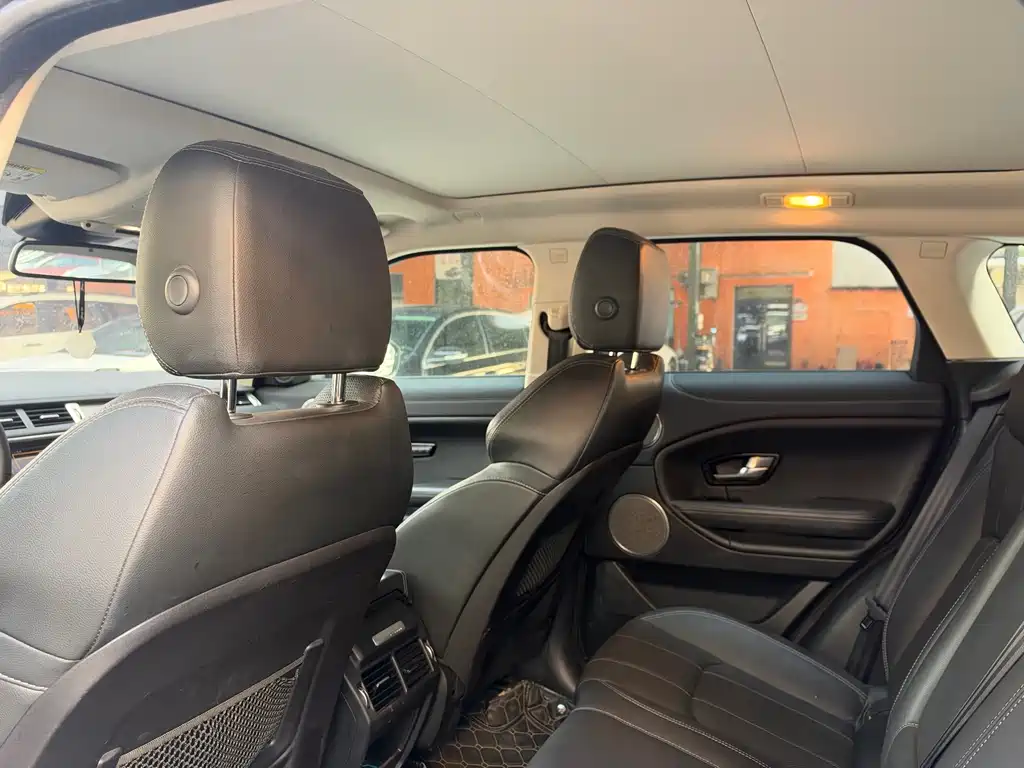 Land Rover Evoque — миниатюра 8