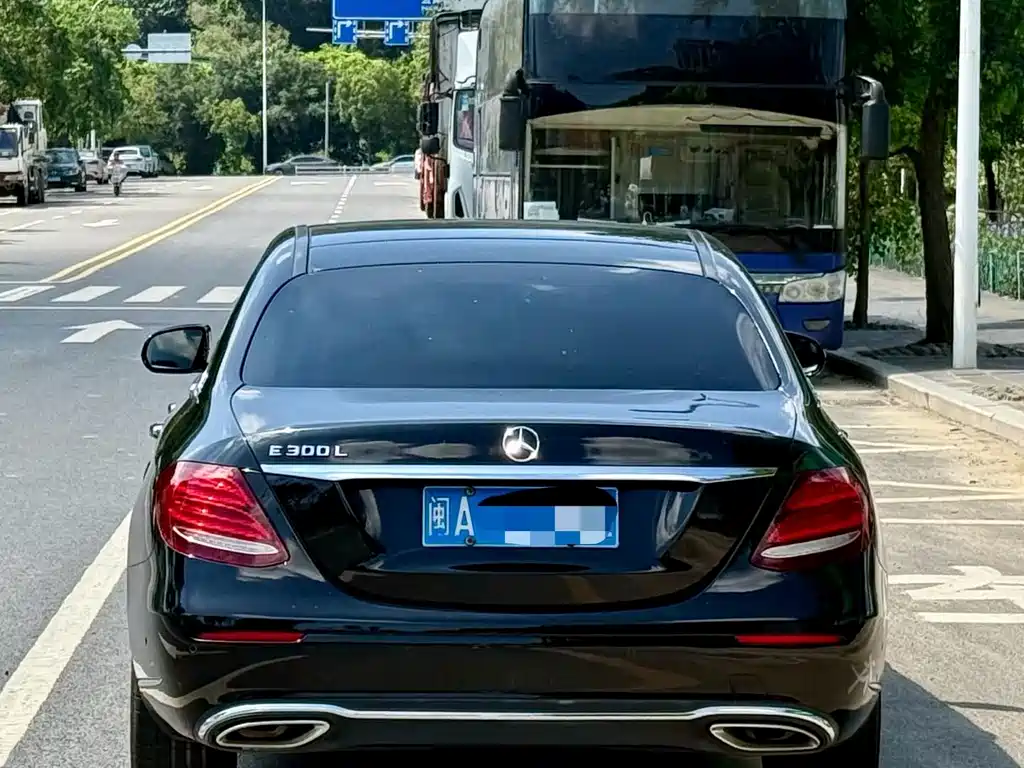 Mercedes-Benz E-Class E 2019 E 300 L Fashion