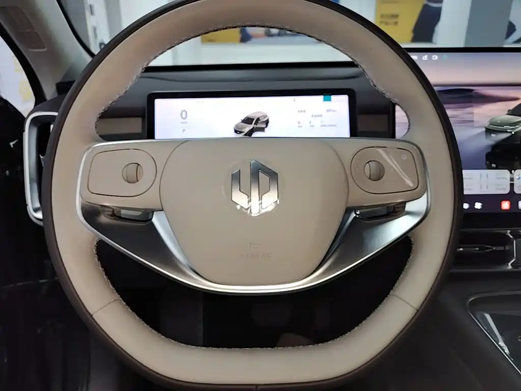 Leapmotor Leapmotor B10 — миниатюра 11