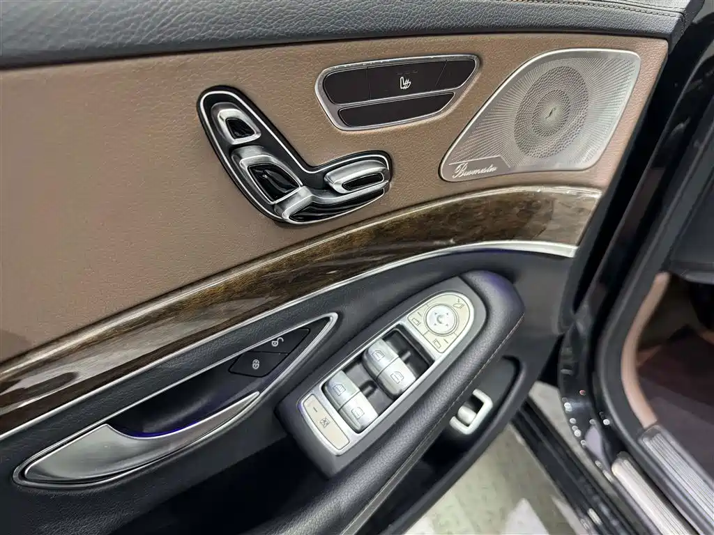 Mercedes-Benz S-Class — миниатюра 19