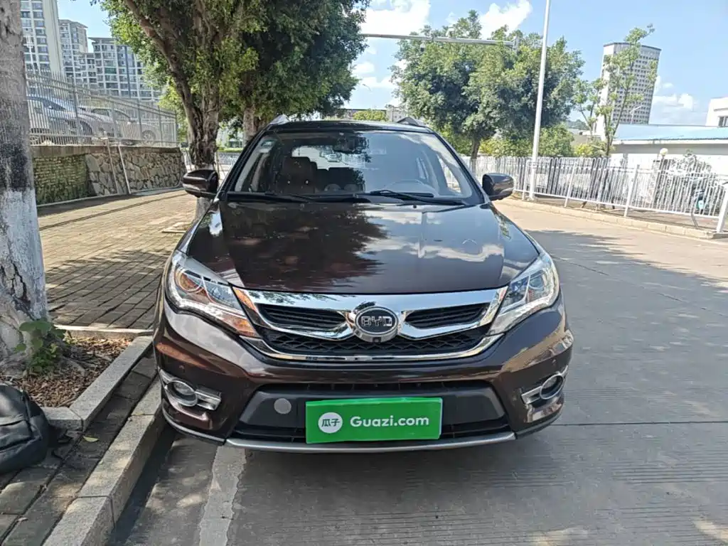 BYD S7 2015 2.0T AT Luxury