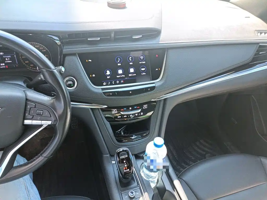 Cadillac XT6 — миниатюра 6