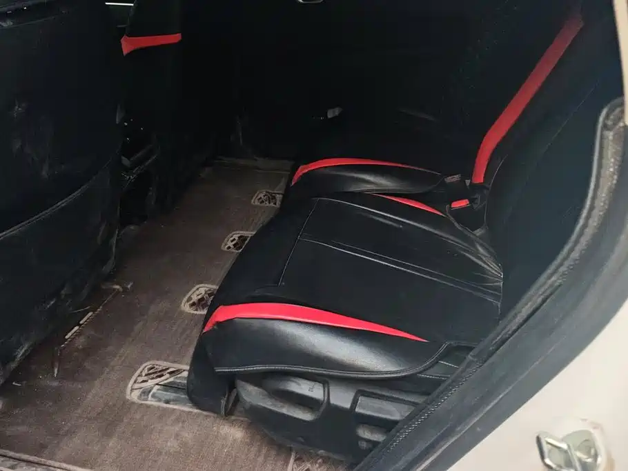 Wuling Victory — миниатюра 11