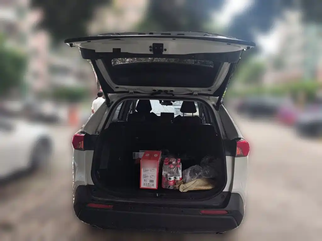 Toyota RAV4 Prime — миниатюра 20