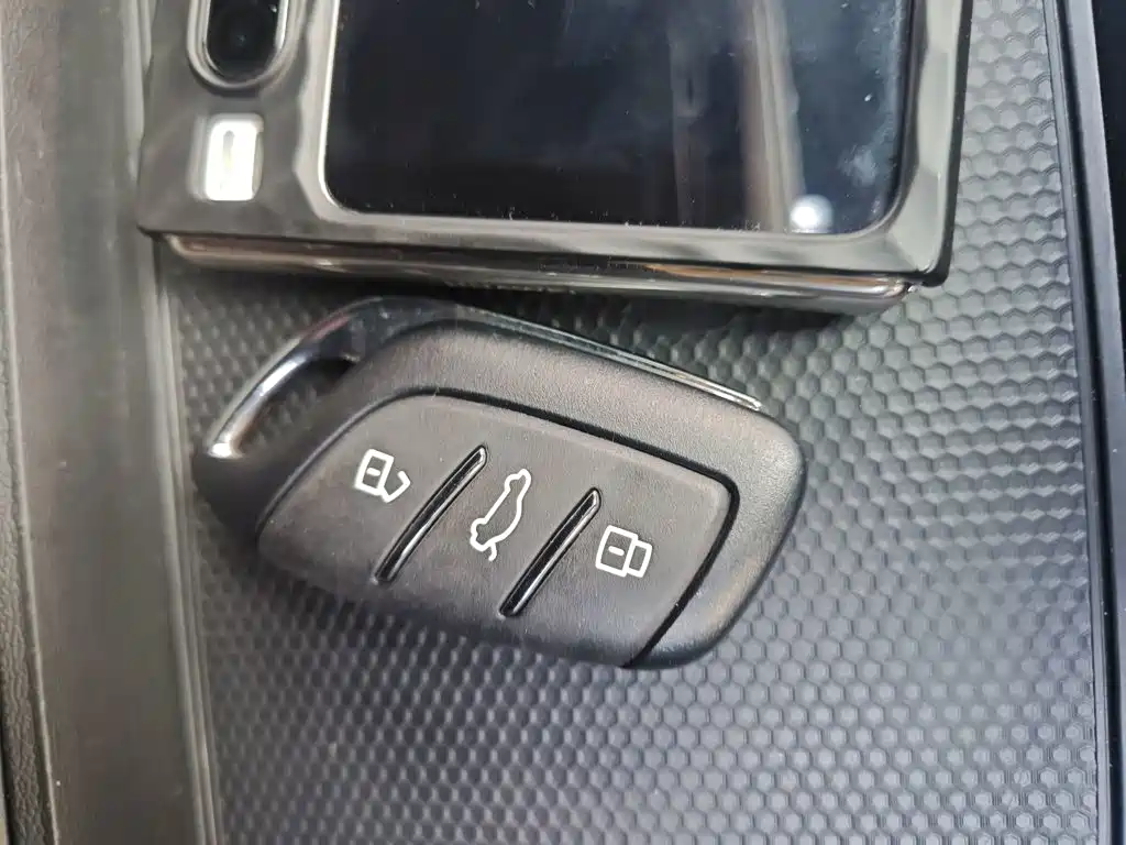 MG MG5 — миниатюра 17