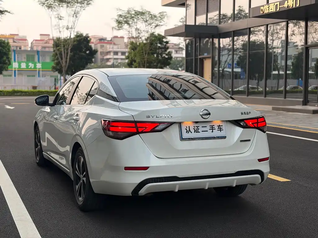 Nissan Sylphy — миниатюра 14