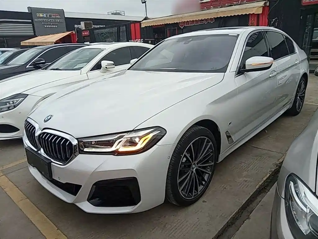 BMW 5 Series 2022