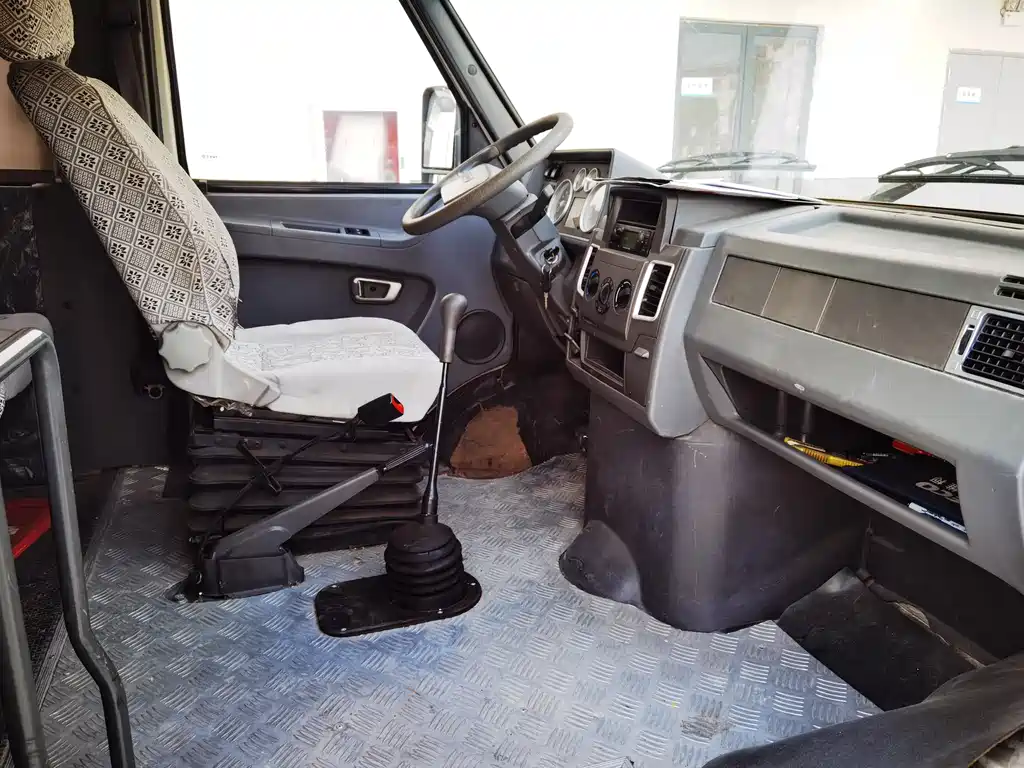 Iveco Daily 2014 2.8T-V40 NJ5044XXY3A43S4