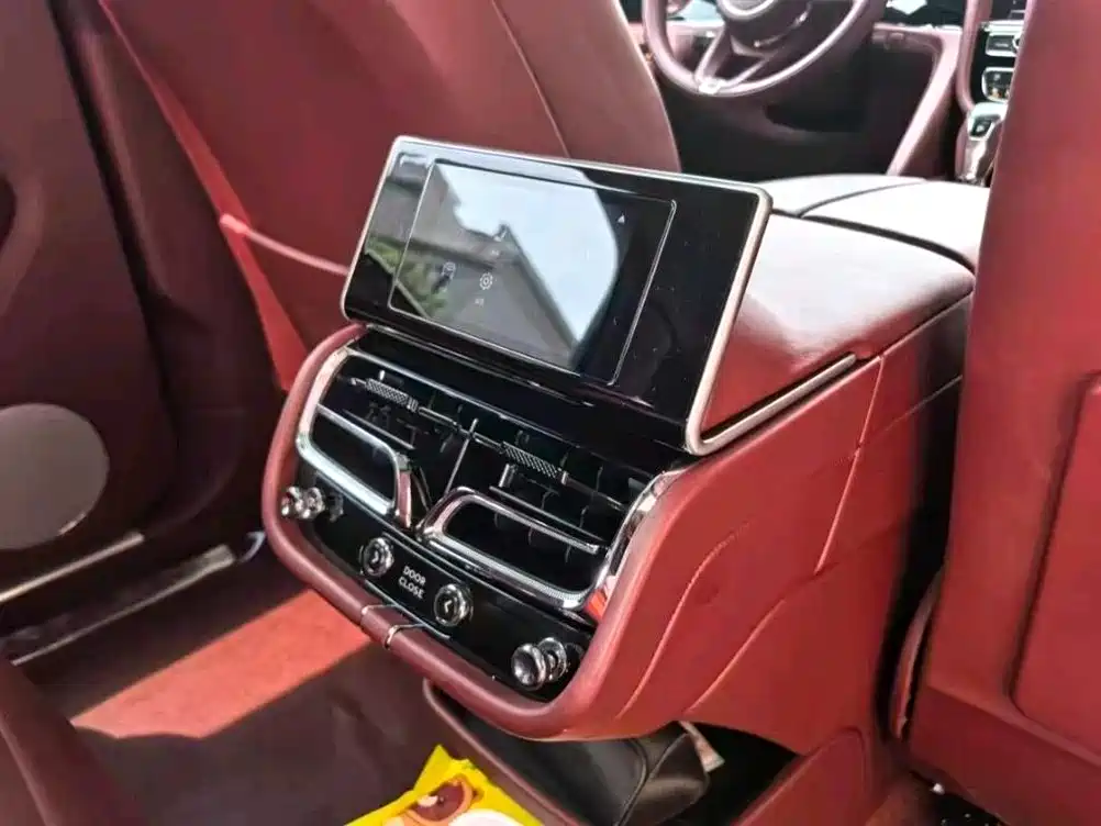 Bentley Bentayga 2024 4.0T V8