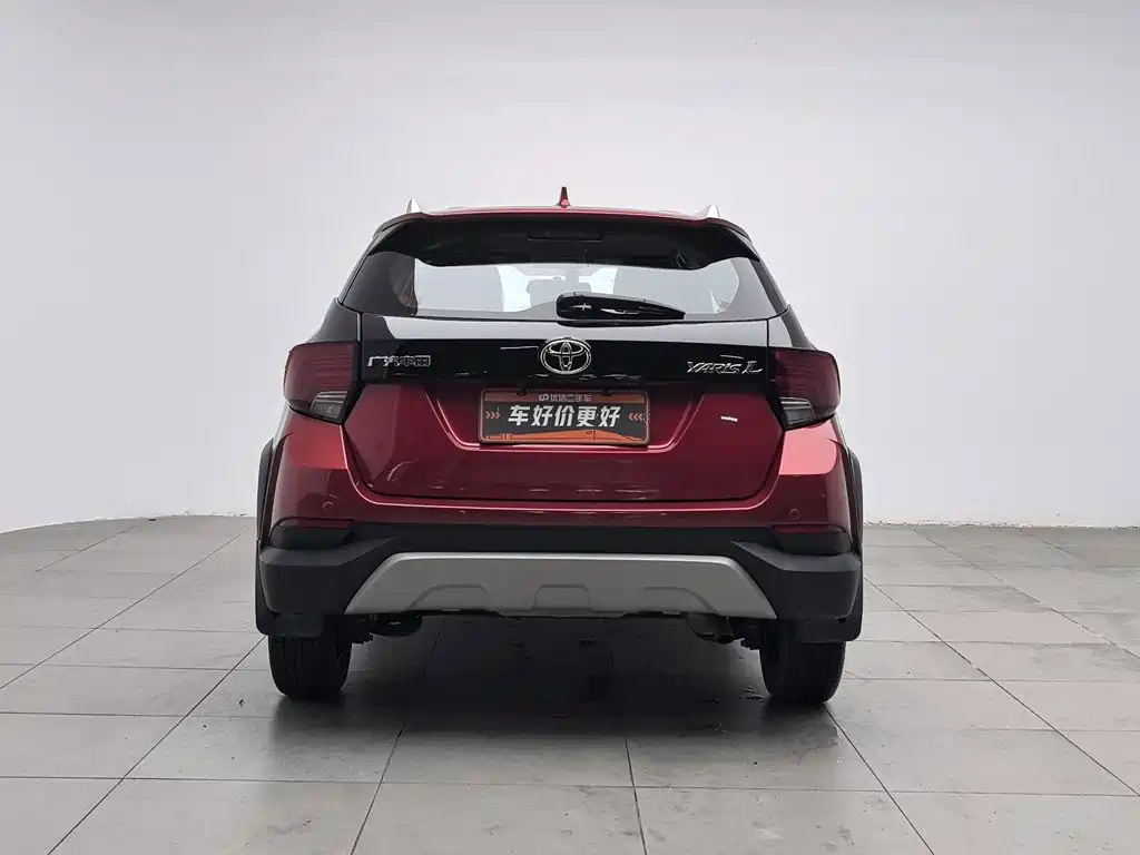 Toyota Yaris L — миниатюра 4