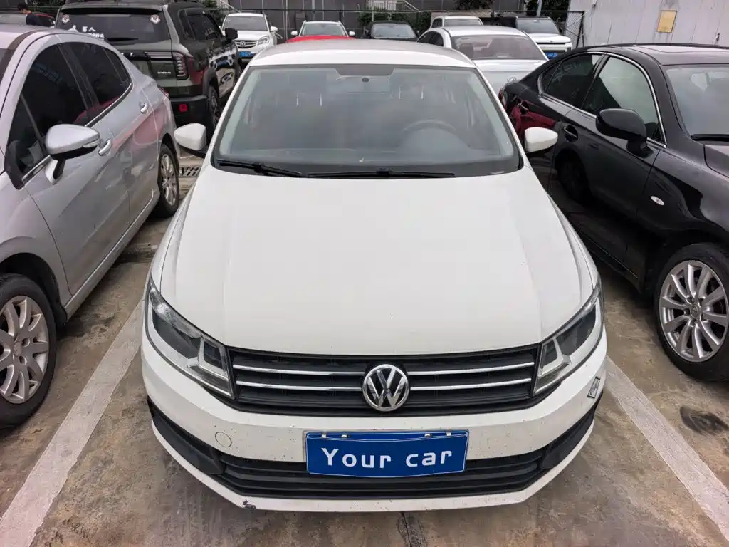 Volkswagen Santana — миниатюра 2