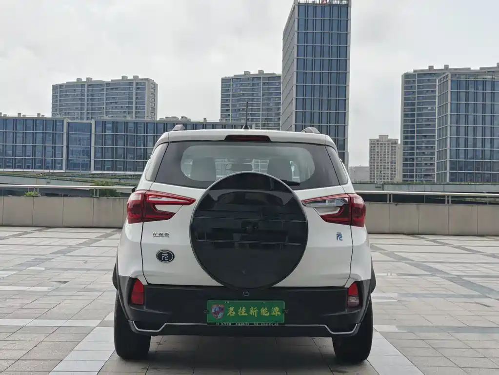 BYD Yuan EV — миниатюра 16