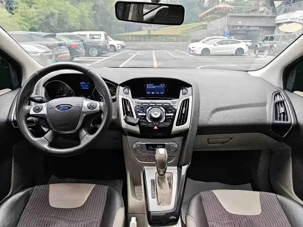 Ford Focus — миниатюра 21