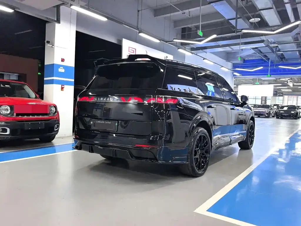 Lynk & Co 900 — миниатюра 9