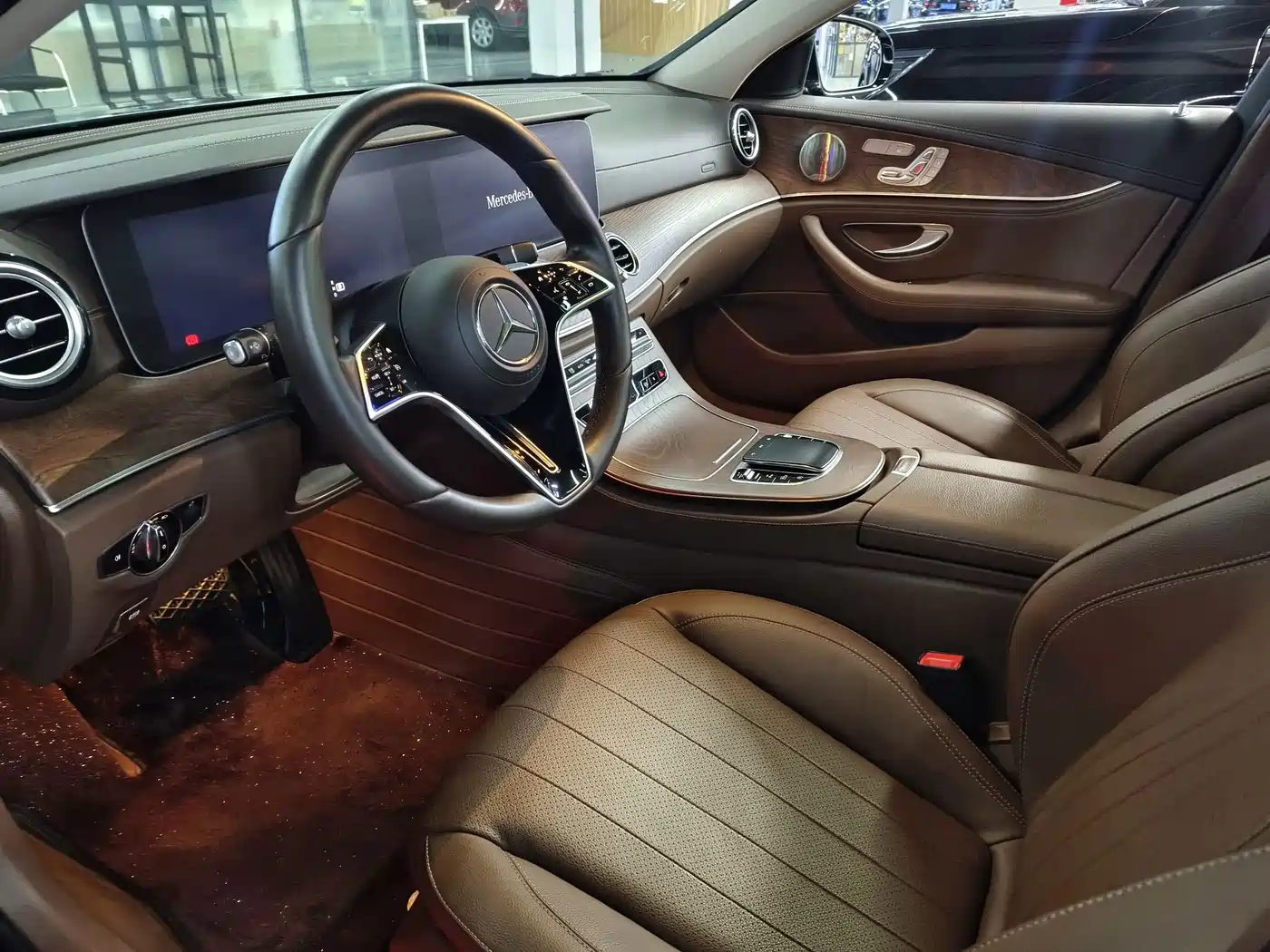 Mercedes-Benz E-Class id 4653815 из Китая 9