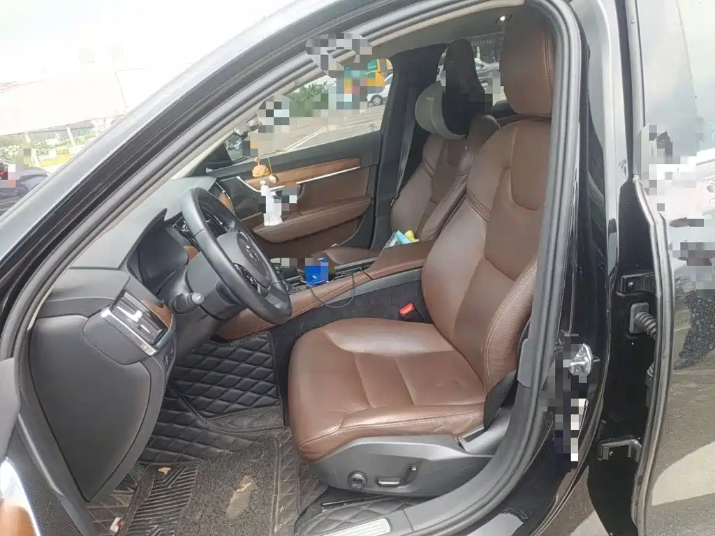 Volvo S90 — миниатюра 16