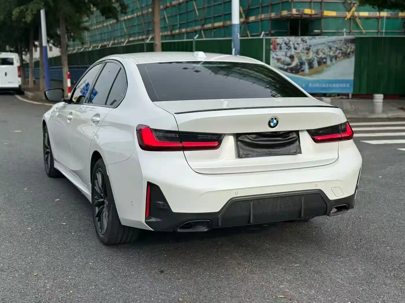 BMW 3 series 2024 Белый из Китая, фото 4