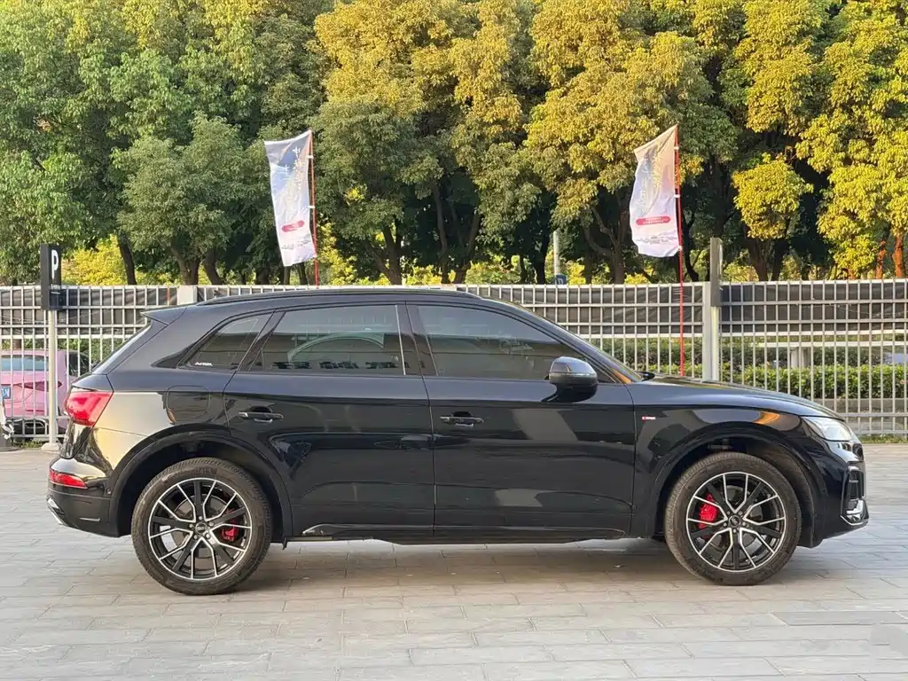 Audi Q5L — миниатюра 3
