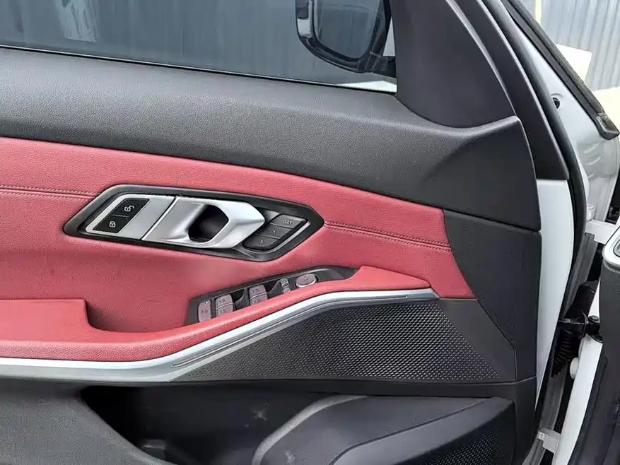BMW i3 2022 eDrive 35 L