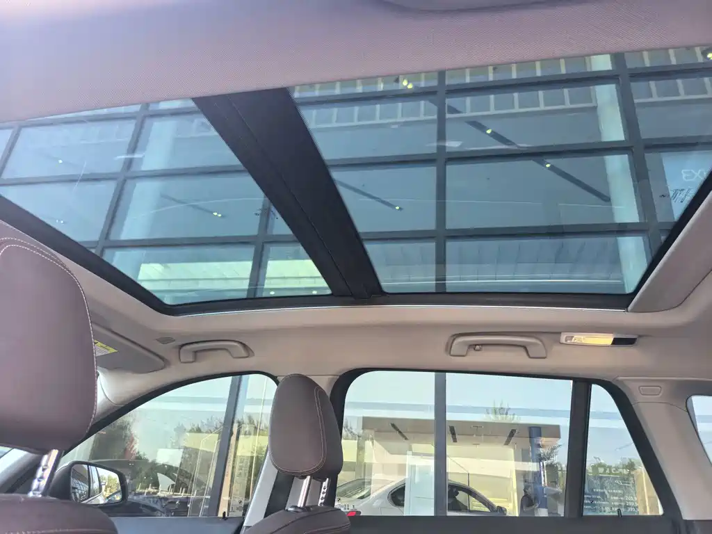 BMW X1 — миниатюра 13