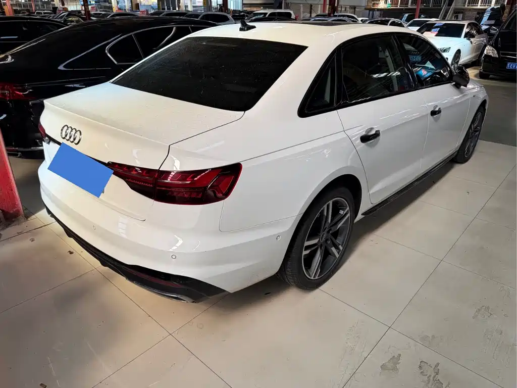 Audi A4L — миниатюра 10