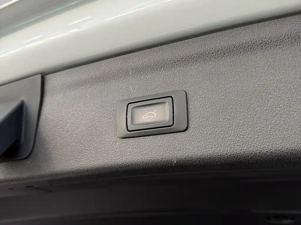 Audi Q3 — миниатюра 13