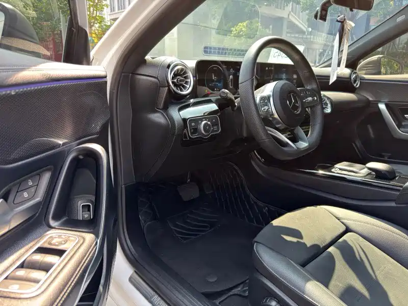 Mercedes-Benz A-Class A 2022 A 200 L Sport Fashion