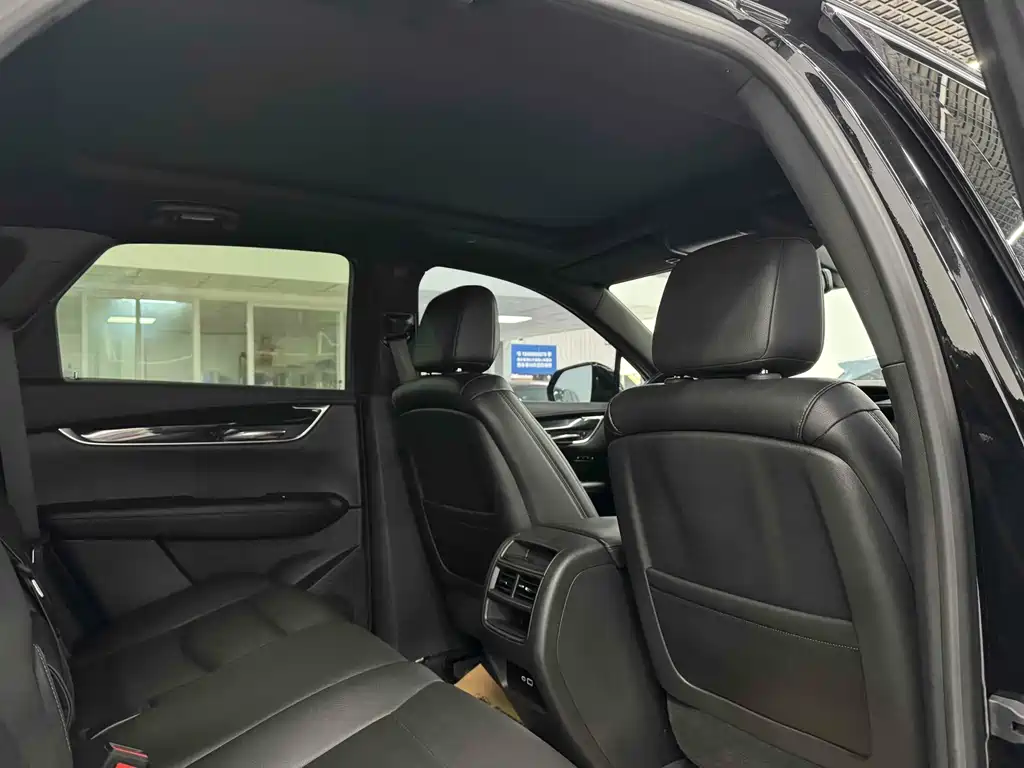 Cadillac XT5 2021 2.0T Luxury