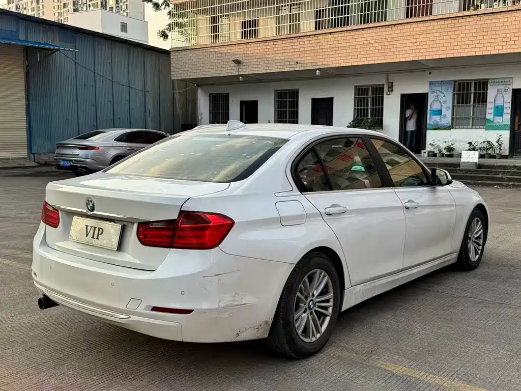 BMW 3 Series — миниатюра 5