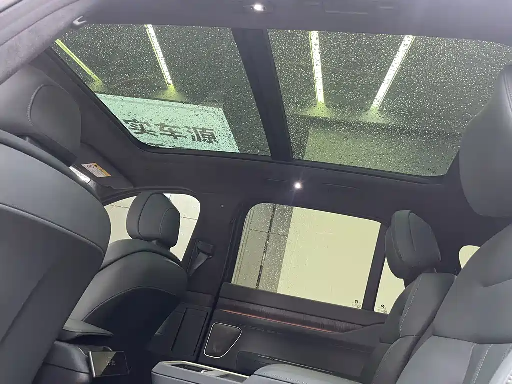 NIO ES8 — миниатюра 13