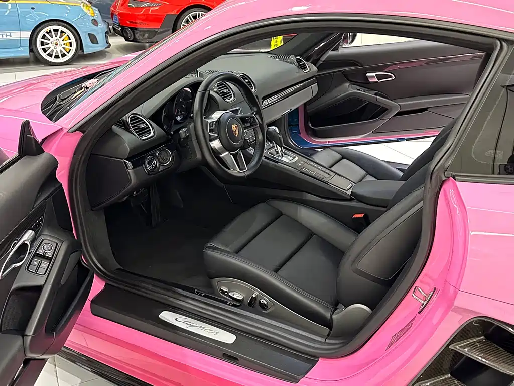 Porsche 718 2018 Cayman 2.0T