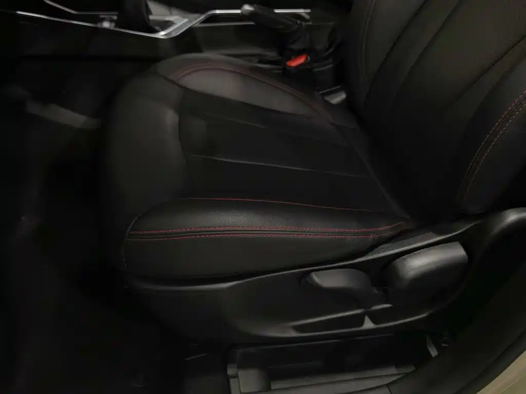 Geely Vision X3 — миниатюра 20