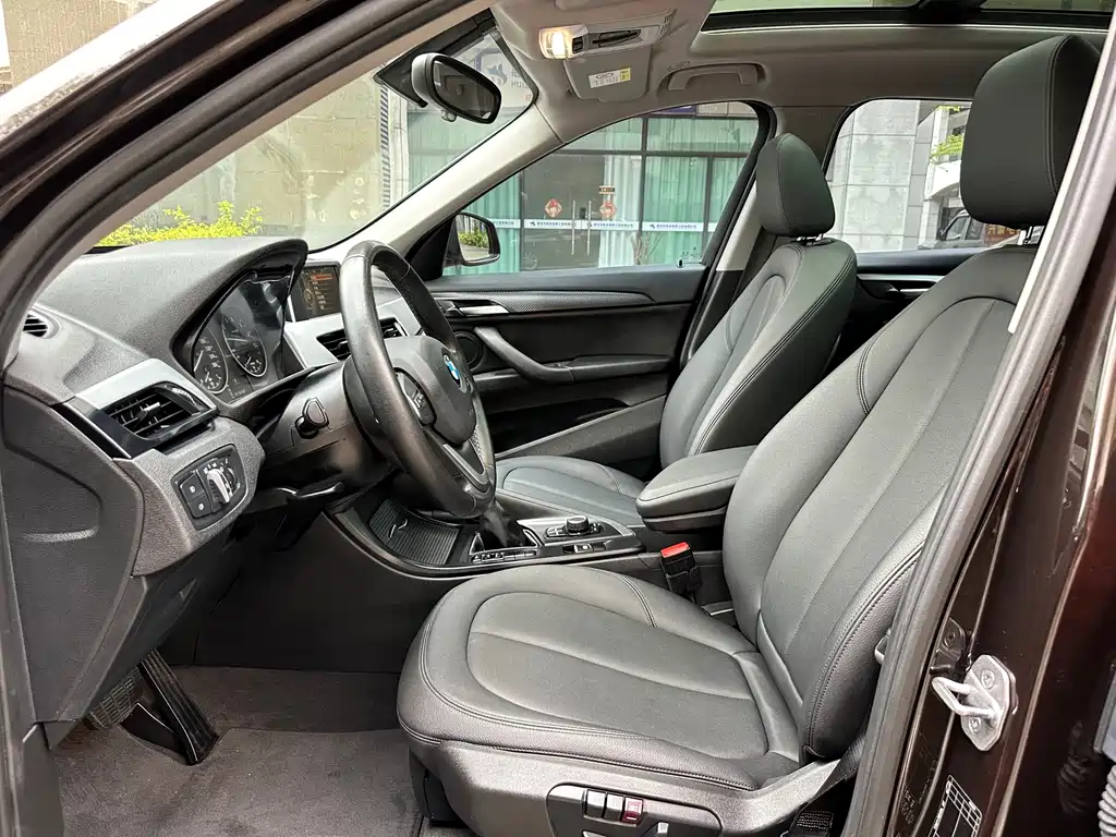BMW X1 2016 sDrive18Li Fashion
