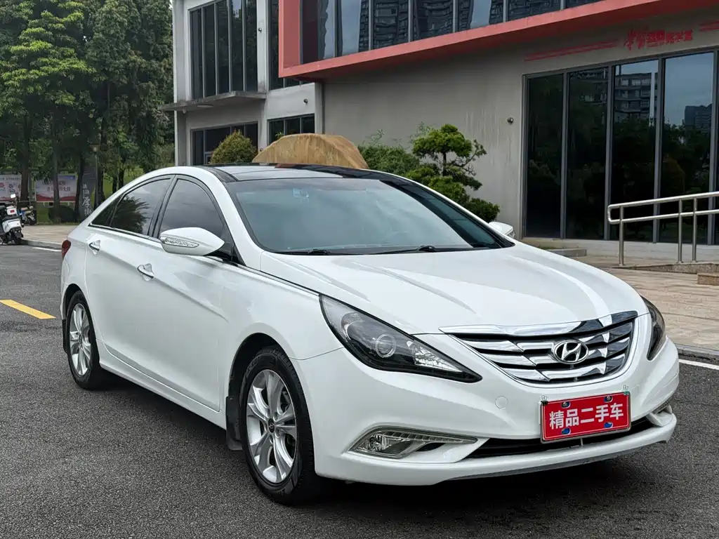 Hyundai Sonata — миниатюра 3