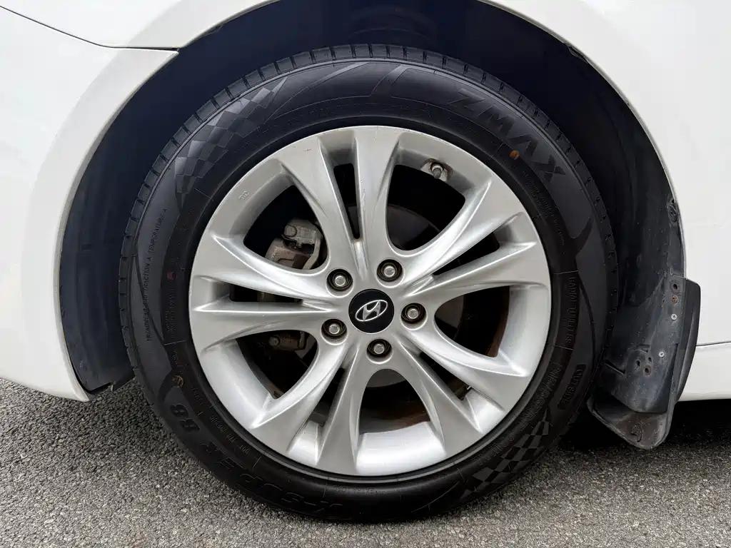 Hyundai Sonata — миниатюра 25