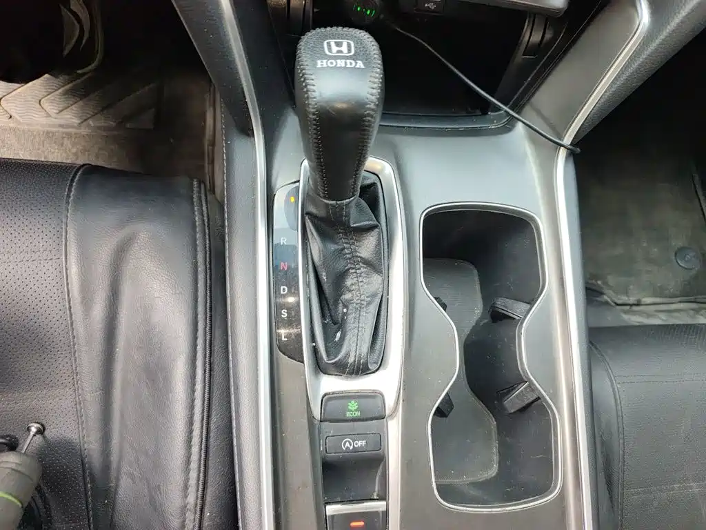 Honda Accord — миниатюра 15