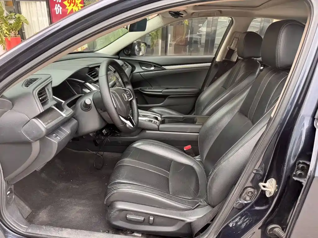 Honda Civic — миниатюра 9