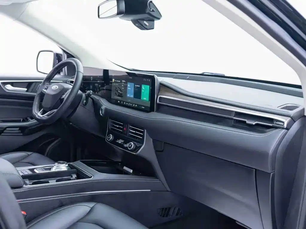 Ford Edge — миниатюра 5