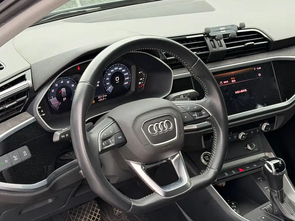 Audi Q3 2021 35 TFSI Fashion