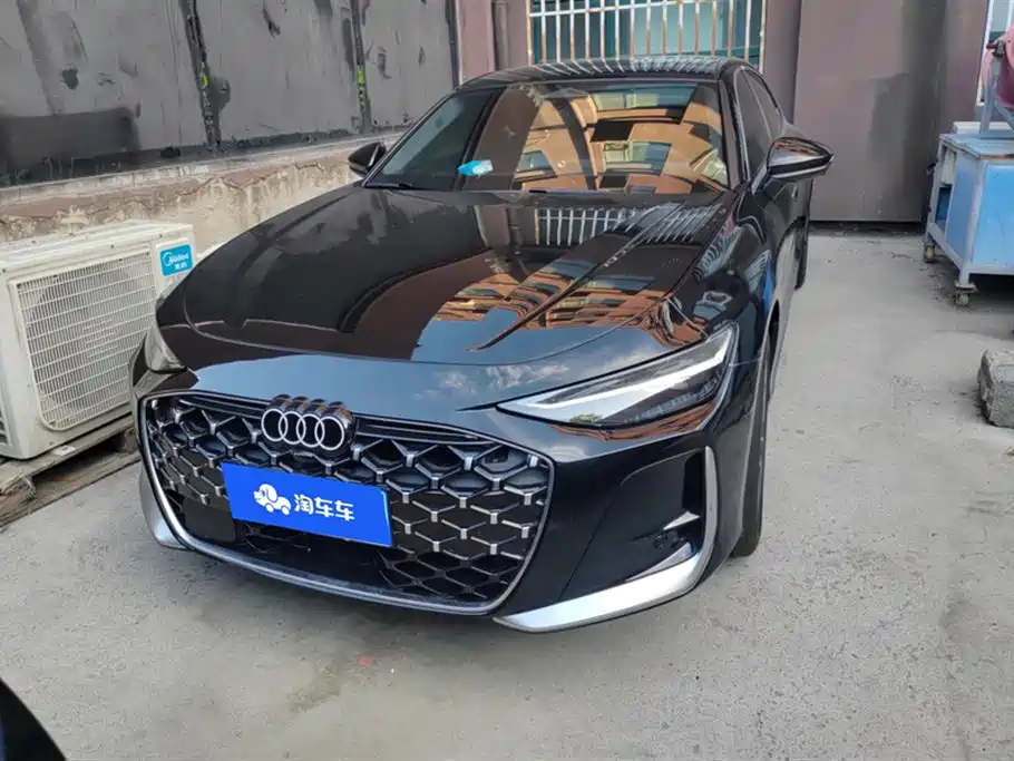 Audi A6L 2026 2.0T Premium