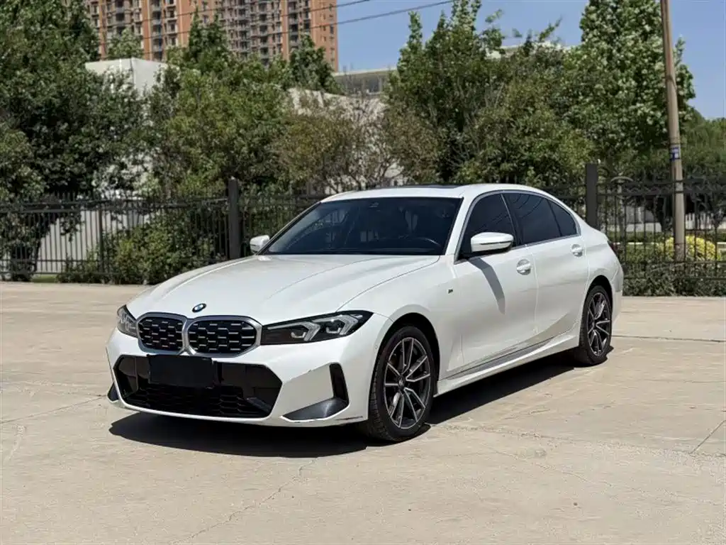 BMW 3 Series 2023