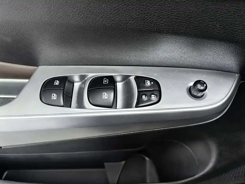 Dongfeng Rich 6 — миниатюра 9