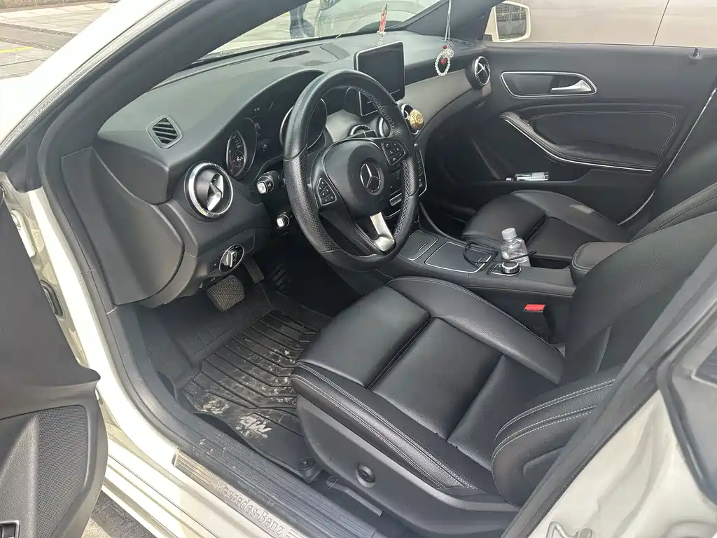 Mercedes-Benz CLA (Import) — миниатюра 3