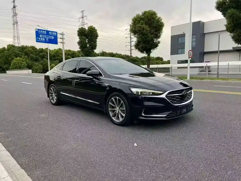 Buick LaCrosse — миниатюра 3