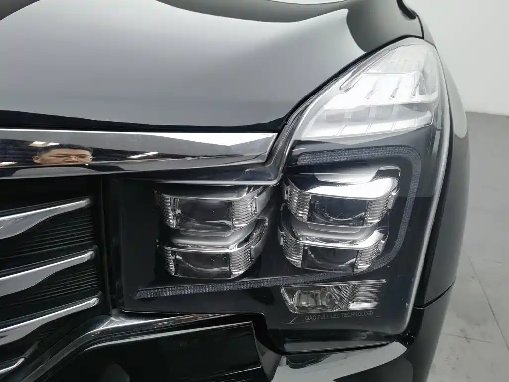GAC GS8 2017 320T Luxury Smart Connect （ мест）