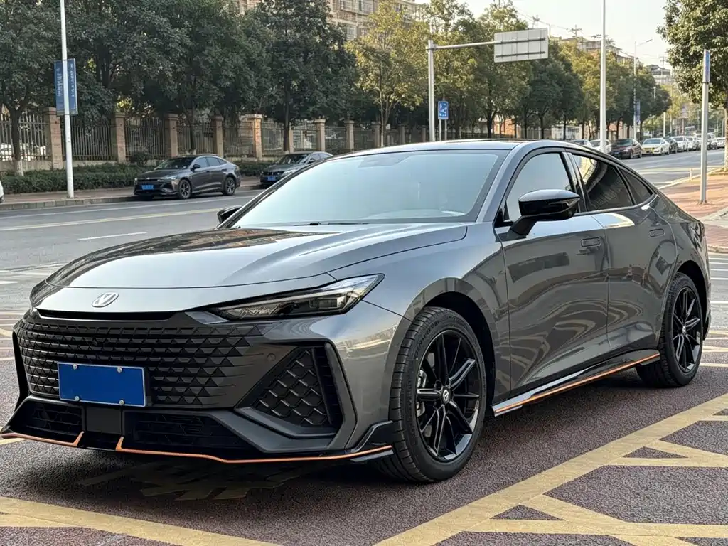 Changan UNI-V 2022