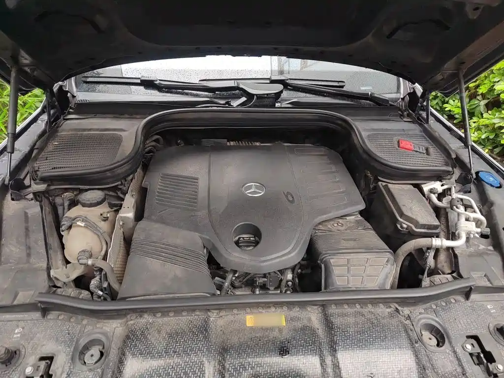 Mercedes-Benz GLS — миниатюра 11