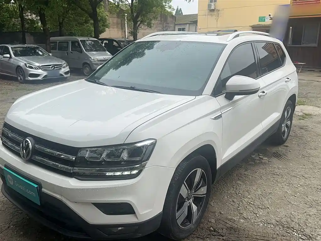 Volkswagen Tharu 2020